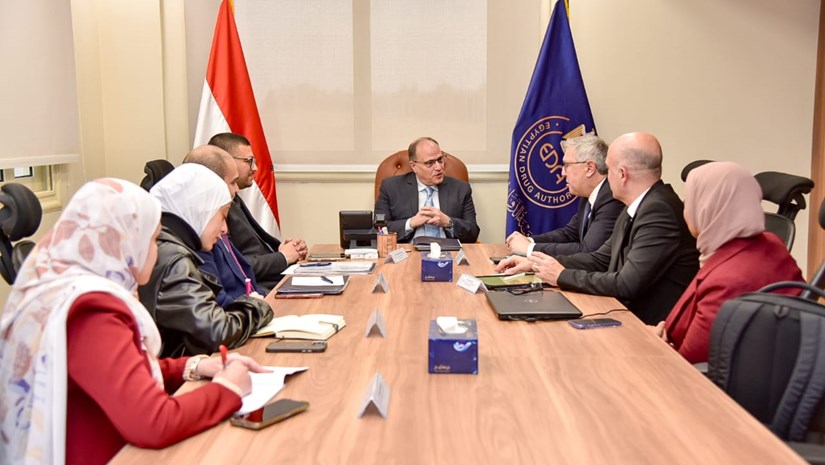 رئيس هيئة الدواء المصرية يستقبل وفد إحدى شركات الدواء التركية لبحث سبل التعاون وتوطين صناعة الدواء
