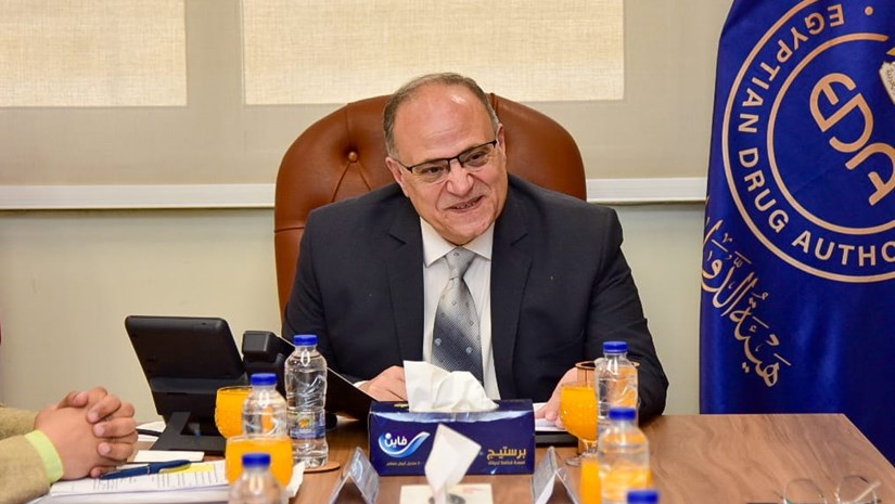 رئيس هيئة الدواء المصرية يبحث مع ممثلي شركة أبوت دعم الاستثمار الدوائي وتوطين الصناعات الحيوية